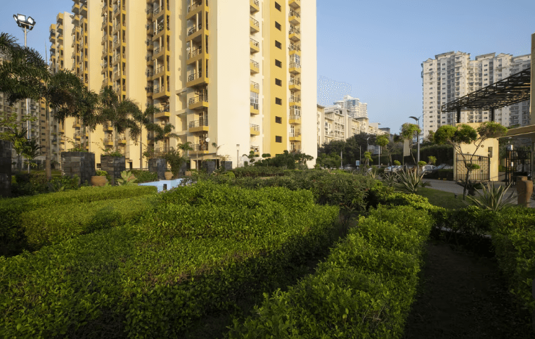 Assotech Windsor Court 1390 sqft 3 BHK Apartment for Sell in Assotech Windsor Court, Sector 78, Noida