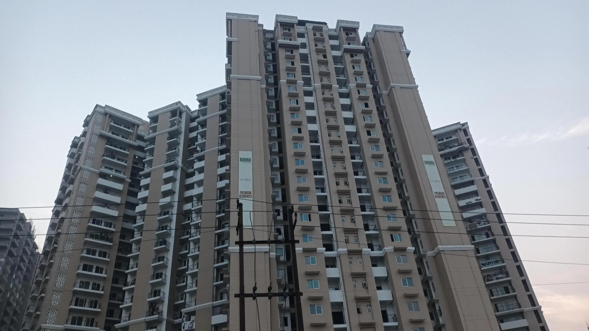 Rudra Palace Height 1015 sqft 2 BHK Apartment for Sell in Rudra Palace Height, Sector 1 Greater Noida West, Greater Noida