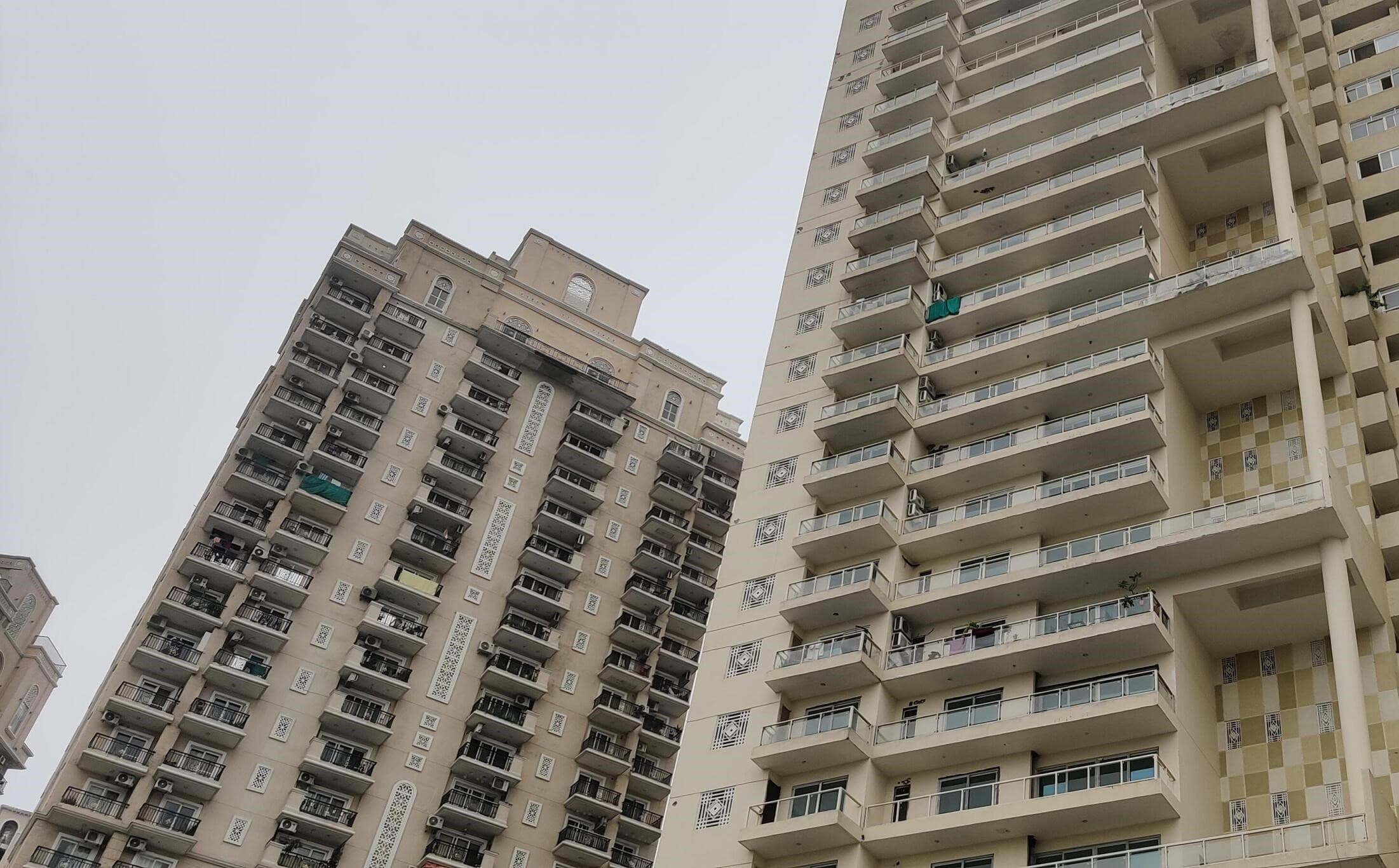 Mahagun Meadows 1760 sqft 3 BHK Apartment for Sell in Mahagun Meadows, Sector 150, Noida