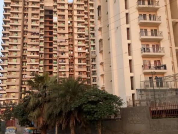 Gaur 16th Avenue