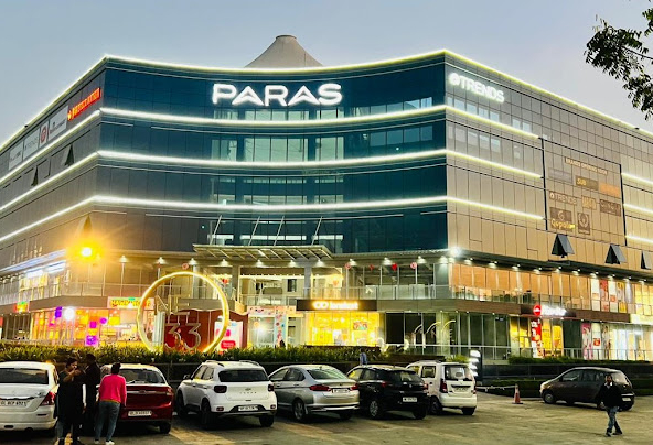 Paras One33 Shop For Sale