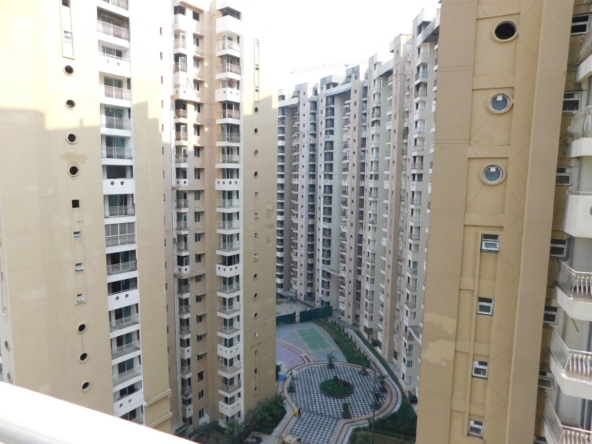 Sikka Kamna Greens