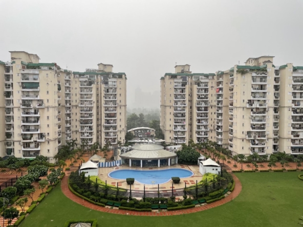 Supertech Emerald Court 2535 sqft 4 BHK Apartment