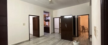 1600 sqft on 3rd florr for rent in sector 12 Noida