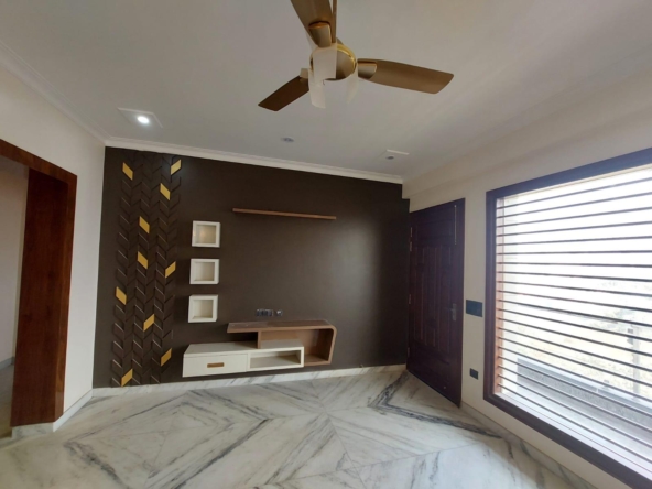 850 sq-Ft area onFF floor for rent